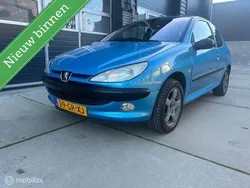 Blauw Gebruikt 2001 Peugeot 206 Hatchback | € 599 (Goede deal)