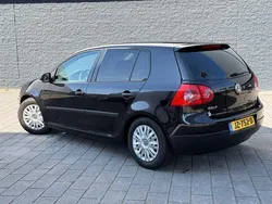 Zwart Gebruikt 2005 VW Golf IV Hatchback | € 2.500 (Eerlijke prijs)