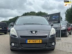 Grijs Gebruikt 2010 Peugeot 5008 MPV | € 1.999 (Eerlijke prijs)