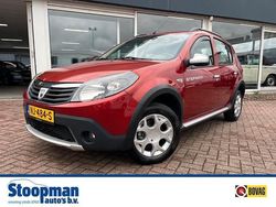 Rood Gebruikt 2010 Dacia Sandero Hatchback | € 3.750 (Duur)