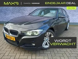 Zwart Gebruikt 2018 BMW 330 Executive Sedan | € 19.899 (Super prijs)
