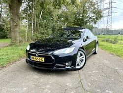 Zwart Gebruikt 2015 Tesla Model S Hatchback | € 25.950