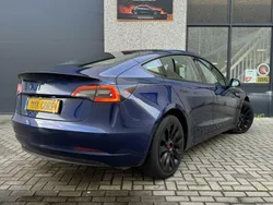 Blauw Gebruikt 2021 Tesla Model 3 Standard Range Sedan | € 24.999 (Eerlijke prijs)