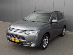 Grijs Gebruikt 2013 Mitsubishi Outlander Instyle SUV | € 7.900 (Super prijs)