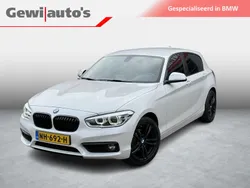 Wit, metallic lak Gebruikt 2017 BMW 118 Executive Hatchback | € 14.999 (Eerlijke prijs)