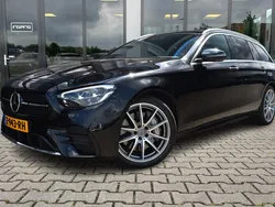 Zwart Gebruikt 2022 Mercedes E300 AMG line Stationwagen | € 41.900 (Eerlijke prijs)