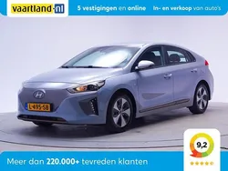 Grijs, metallic lak Gebruikt 2017 Hyundai Ioniq Comfort Sedan | € 10.945 (Eerlijke prijs)