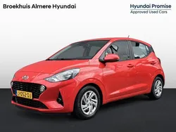 Rood Gebruikt 2020 Hyundai i10 Comfort Hatchback | € 9.900 (Eerlijke prijs)