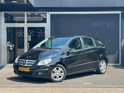 Zwart Gebruikt 2010 Mercedes B160 Business MPV | € 7.495 (Eerlijke prijs)