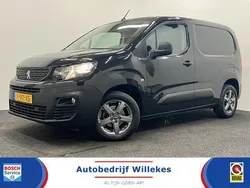 Zwart Gebruikt 2019 Peugeot Partner Premium MPV | € 11.750 (Iets duurder)