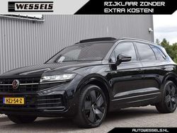 Zwart Gebruikt 2023 VW Touareg R SUV | € 75.950 (Super prijs)