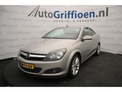 Grijs Gebruikt 2006 Opel Astra Cabriolet Cosmo Cabriolet | € 2.490 (Eerlijke prijs)
