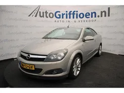 Grijs Gebruikt 2006 Opel Astra Cabriolet Cosmo Cabriolet | € 2.790 (Eerlijke prijs)