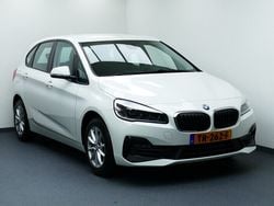 Wit Gebruikt 2018 BMW 218 Executive Stationwagen | € 17.444 (Duur)