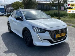 Wit Gebruikt 2021 Peugeot 208 GT Hatchback | € 18.950 (Eerlijke prijs)