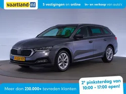 Grijs Gebruikt 2022 Skoda Octavia Business Line Stationwagen | € 16.745 (Goede deal)