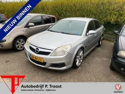 Grijs, metallic lak Gebruikt 2007 Opel Vectra GTS Excellence Hatchback | € 1.250