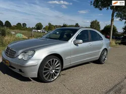 Grijs Gebruikt 2001 Mercedes C180 Classic Sedan | € 1.950 (Eerlijke prijs)