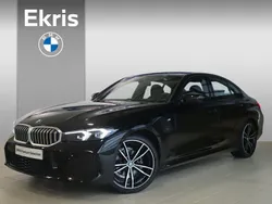 Zwart, metallic lak Gebruikt 2023 BMW 318 M Sport Sedan | € 41.695 (Iets duurder)