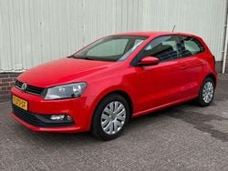 Rood Gebruikt 2016 VW Polo Comfortline Hatchback | € 7.500 (Super prijs)