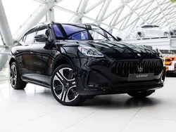 Zwart Nieuw 2024 Maserati Grecale Folgore SUV | € 127.950
