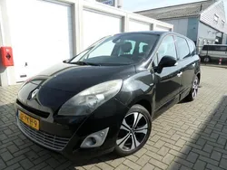Zwart Gebruikt 2011 Renault Grand Scénic III Bose Edition MPV | € 2.499 (Goede deal)