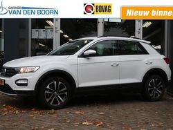 Wit Gebruikt 2020 VW T-Roc United SUV | € 23.450 (Goede deal)