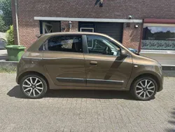Bruin Gebruikt 2015 Renault Twingo Dynamique Hatchback | € 6.600 (Eerlijke prijs)