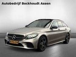 Grijs, metallic lak Gebruikt 2021 Mercedes C180 Business Stationwagen | € 35.940 (Duur)