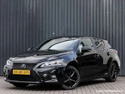 Zwart Gebruikt 2021 Lexus CT200h Hatchback | € 23.950 (Eerlijke prijs)