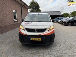Wit Gebruikt 2019 Peugeot Expert Premium Van | € 7.850 (Eerlijke prijs)