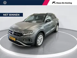 Grijs Gebruikt 2025 VW T-Roc Edition SUV | € 36.880 (Eerlijke prijs)