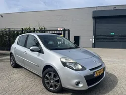 Grijs Gebruikt 2011 Renault Clio II Hatchback | € 2.499 (Eerlijke prijs)