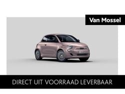 Zwart Nieuw 2025 Fiat 500e La Prima Hatchback | € 35.190 (Eerlijke prijs)
