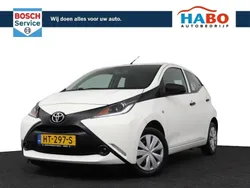 Wit Gebruikt 2016 Toyota Aygo Hatchback | € 8.345 (Eerlijke prijs)