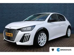 Wit Gebruikt 2024 Peugeot 208 Allure Hatchback | € 23.900 (Duur)