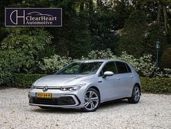 Grijs Gebruikt 2022 VW Golf VIII R-line Hatchback | € 25.950 (Goede deal)