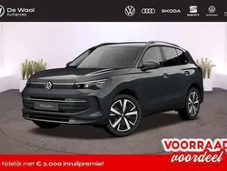 Dolphin grey Nieuw 2025 VW Tiguan Edition SUV | € 52.995 (Goede deal)