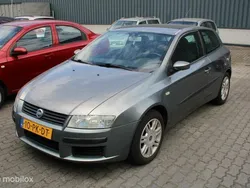 Grijs Gebruikt 2004 Fiat Stilo Dynamic Hatchback | € 995 (Super prijs)