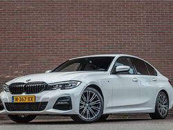 Wit Gebruikt 2021 BMW 318 M Sport Sedan | € 29.450 (Eerlijke prijs)
