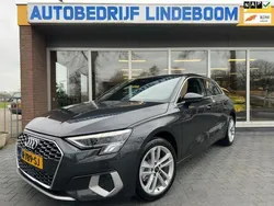 Grijs Gebruikt 2022 Audi A3 Sportback Advanced Hatchback | € 26.950 (Eerlijke prijs)