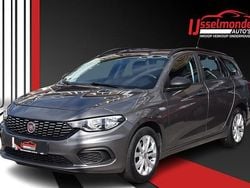 Grijs Gebruikt 2017 Fiat Tipo Stationwagen | € 10.940 (Goede deal)