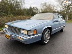 Blauw Gebruikt 1990 Cadillac Fleetwood Sedan | € 16.900