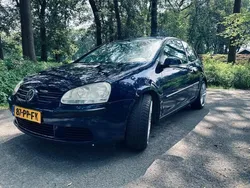 Blauw Gebruikt 2004 VW Golf IV Comfortline Hatchback | € 2.450