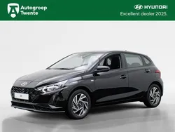 Zwart Gebruikt 2024 Hyundai i20 Comfort Hatchback | € 22.900 (Eerlijke prijs)