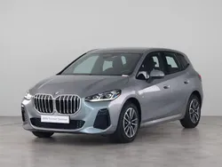 Skyscraper grey metallic (grijs metallic) Gebruikt 2024 BMW 230e Active Tourer Comfort Edition MPV | € 47.950