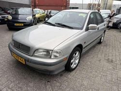 Grijs Gebruikt 1996 Volvo S40 Comfort Sedan | € 690 (Super prijs)