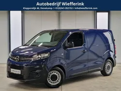Blauw Gebruikt 2023 Opel Vivaro-e Combi Edition Van | € 21.950 (Super prijs)