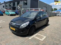 Zwart Gebruikt 2010 Hyundai i20 Hatchback | € 4.249 (Eerlijke prijs)