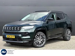 Groen, metallic lak Nieuw 2025 Jeep Compass Summit SUV | € 42.900 (Eerlijke prijs)